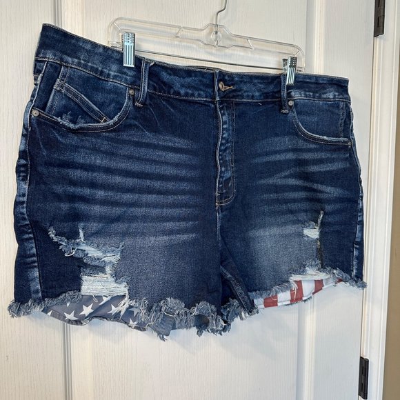 KanCan | Womens 22 High Rise Ripped Distressed Americana Dark Wash 5 in Shorts - Picture 2 of 10